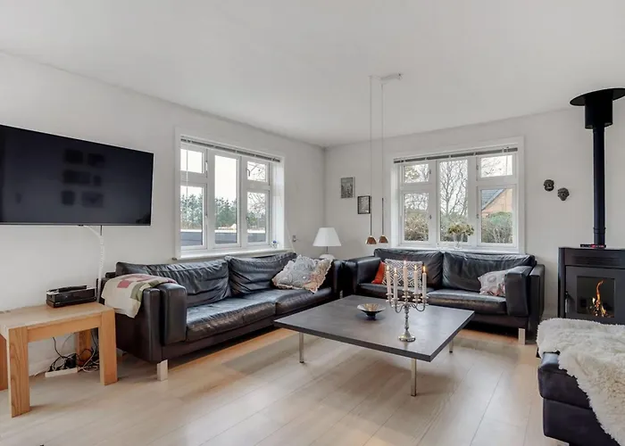 度假居 Thorlak - 1km From The Sea By Interhome *